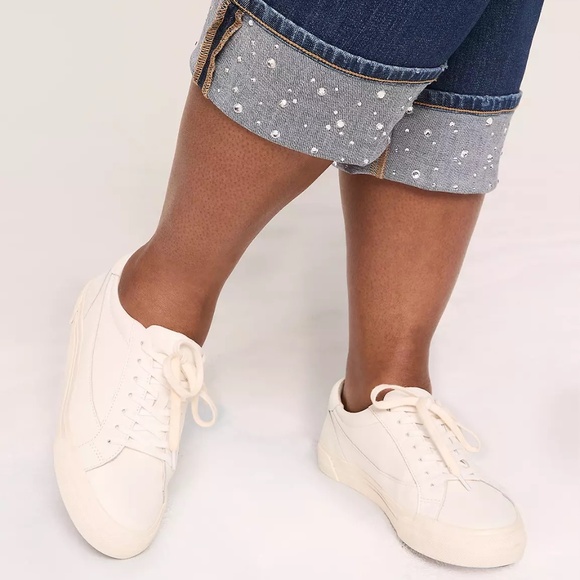 💠 ✨ Boyfriend Capri Jeans with Rhinestone Cuffs ✨ 💠 - Picture 9 of 14